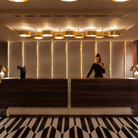 The Lynx Mountain Hotel