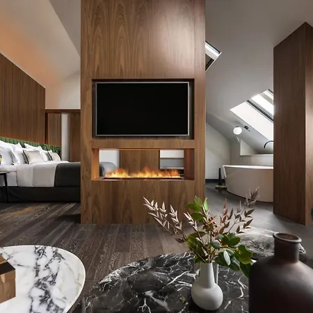 The Lynx Mountain Hotel 5*