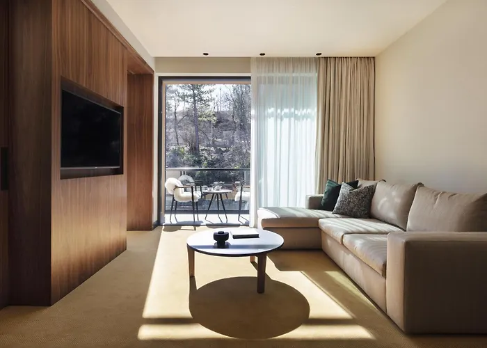 The Lynx Mountain Hotell