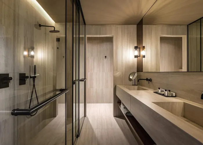 The Lynx Mountain Florina